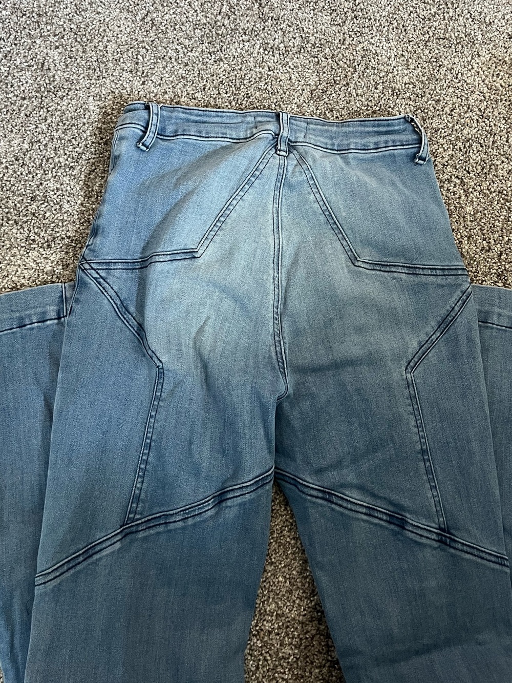 Star Seam Flare Stretchy Jeans